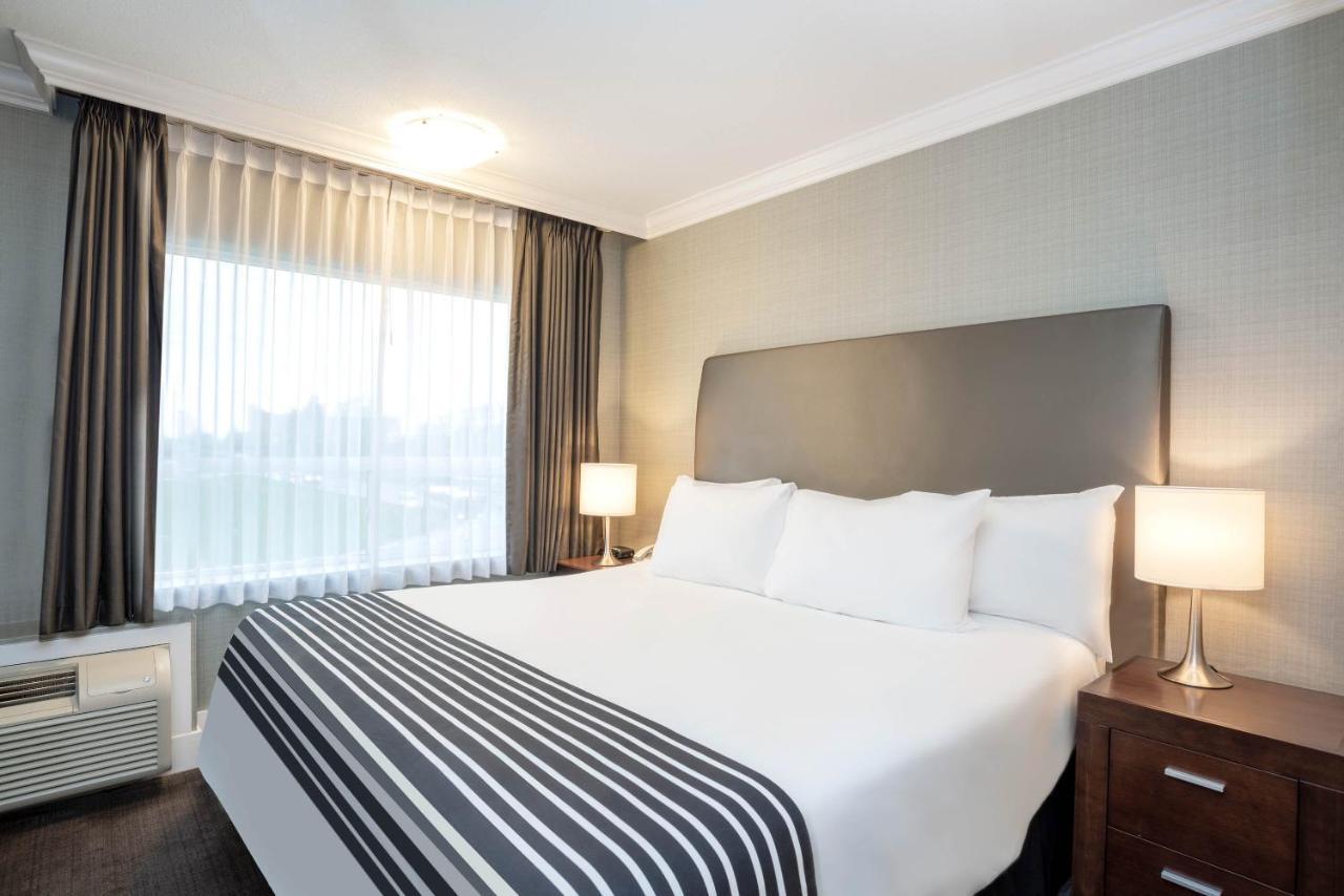 Sandman Hotel Vancouver Airport Richmond Exterior photo