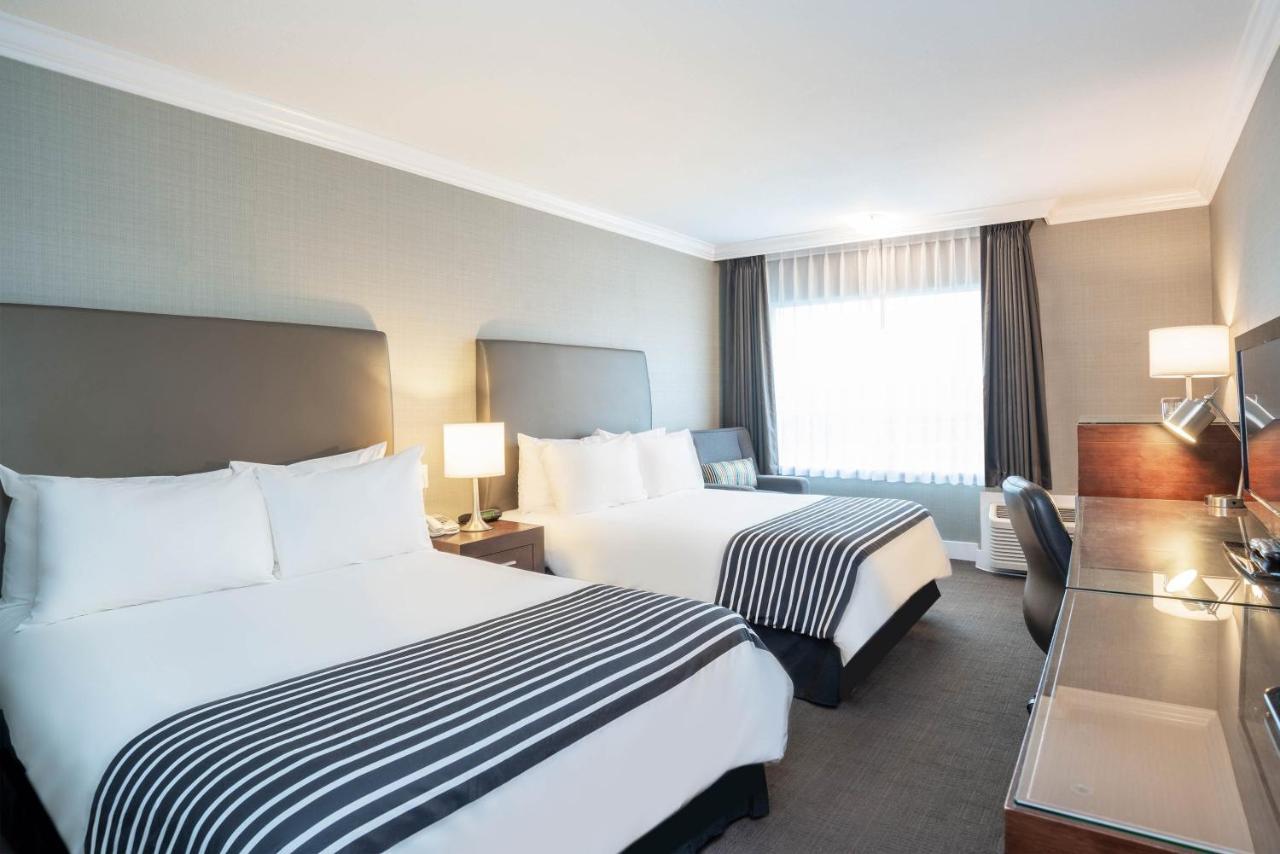 Sandman Hotel Vancouver Airport Richmond Exterior photo