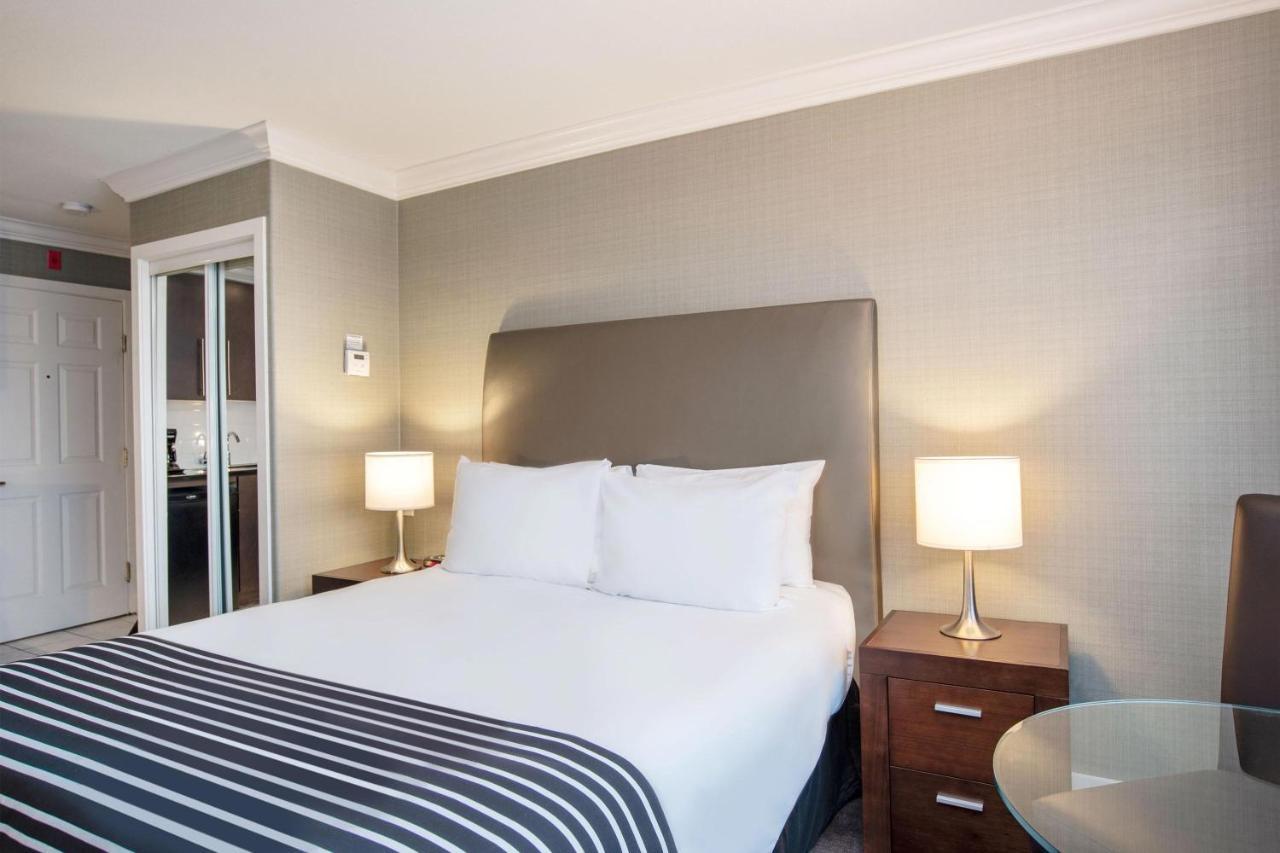 Sandman Hotel Vancouver Airport Richmond Exterior photo