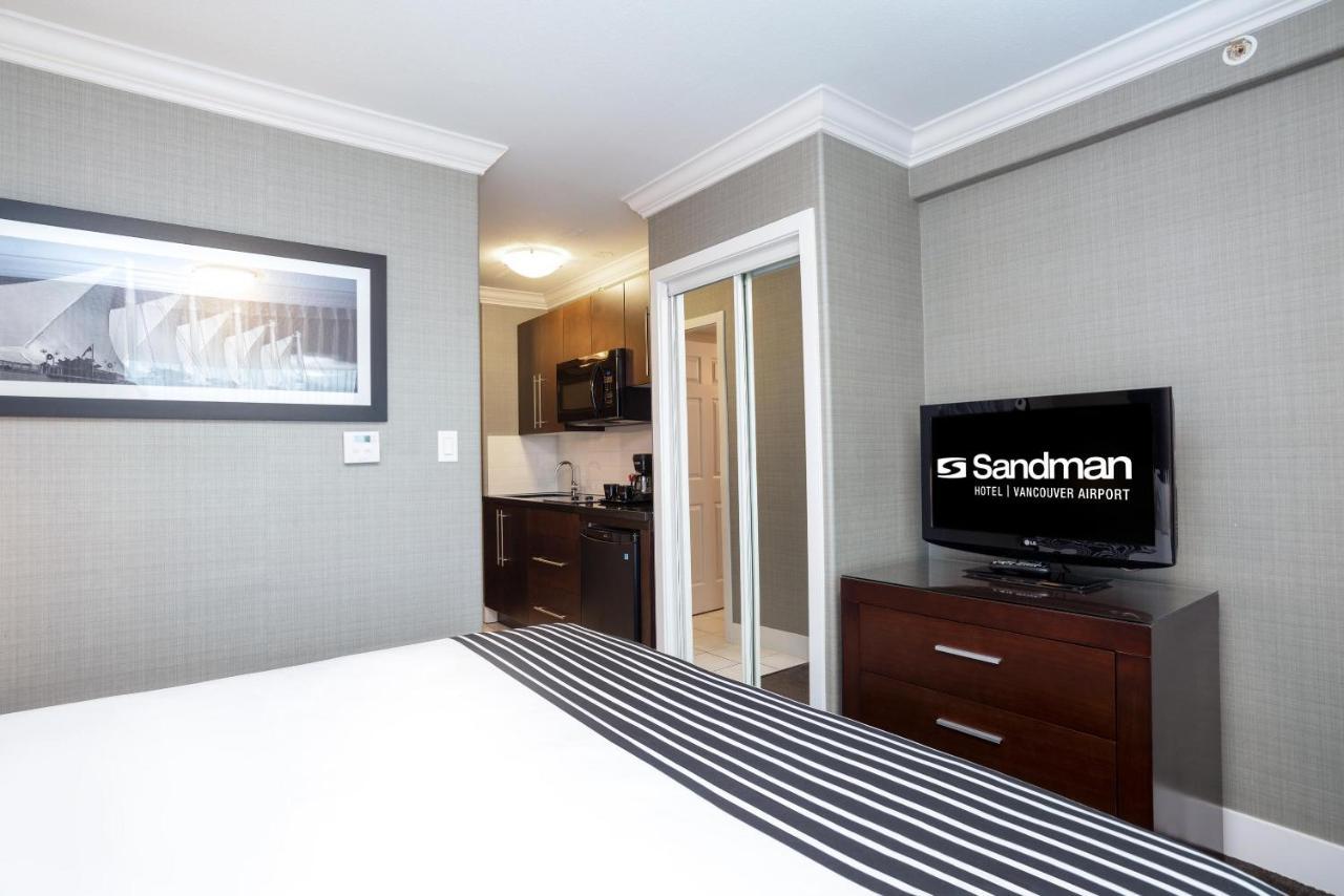 Sandman Hotel Vancouver Airport Richmond Exterior photo
